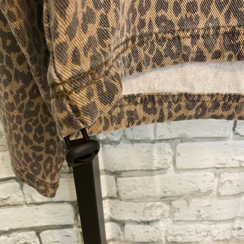 Leopard / cheetah print pull over jacket - Picture 3 of 4
